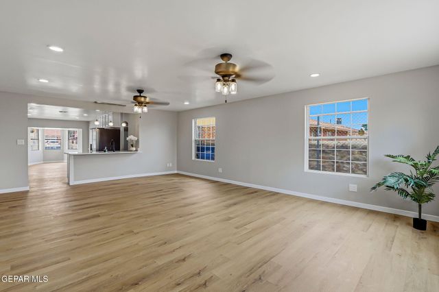 10812 AQUAMARINE Street, El Paso, TX 79924