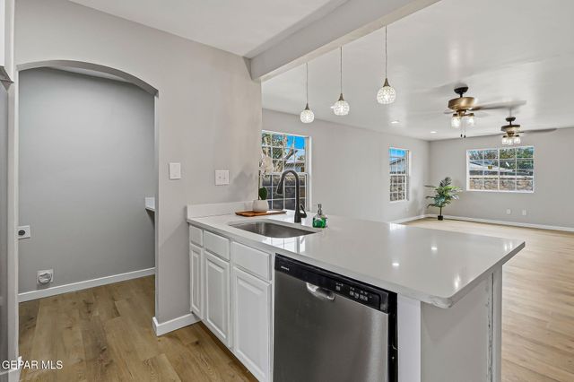 10812 AQUAMARINE Street, El Paso, TX 79924