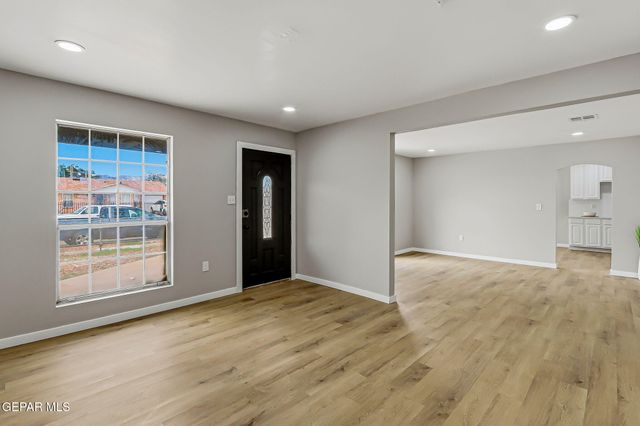 10812 AQUAMARINE Street, El Paso, TX 79924