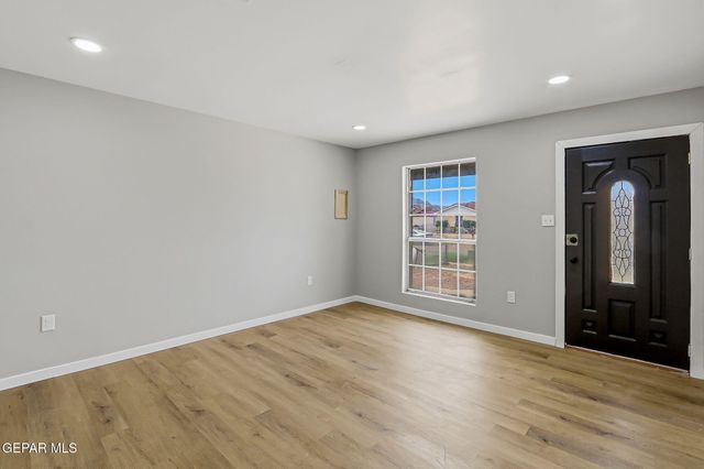 10812 AQUAMARINE Street, El Paso, TX 79924