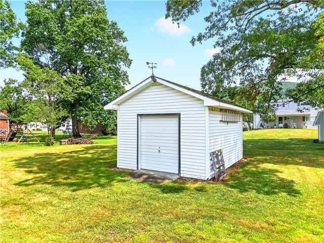 160 Elizabeth St, South Union Twp, PA 15445