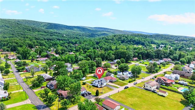 160 Elizabeth St, South Union Twp, PA 15445