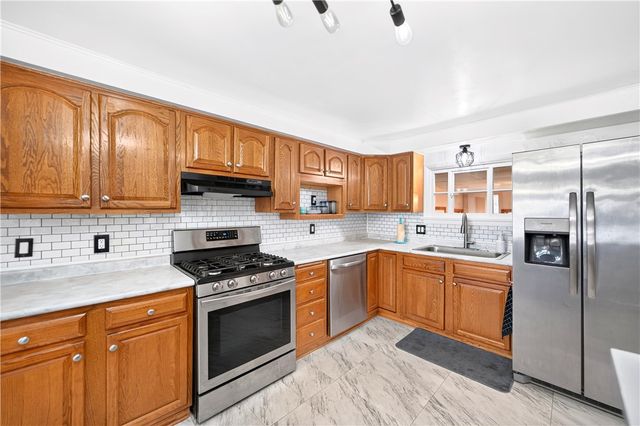 160 Elizabeth St, South Union Twp, PA 15445