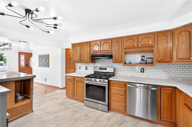 160 Elizabeth St, South Union Twp, PA 15445