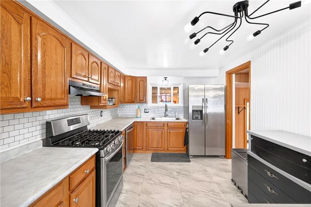 160 Elizabeth St, South Union Twp, PA 15445