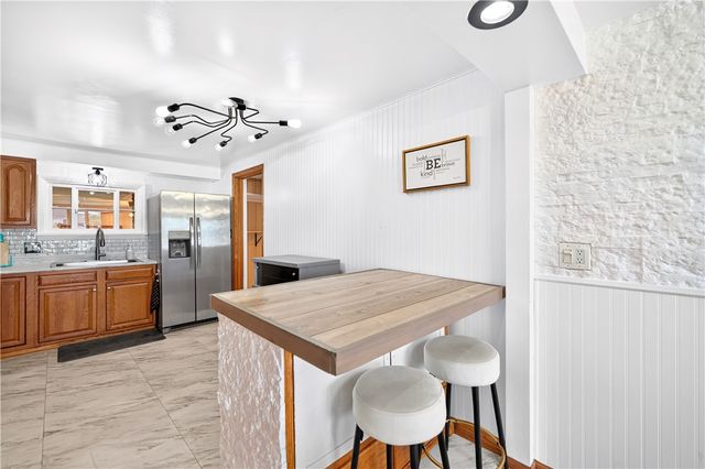 160 Elizabeth St, South Union Twp, PA 15445