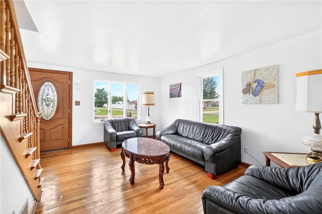 160 Elizabeth St, South Union Twp, PA 15445