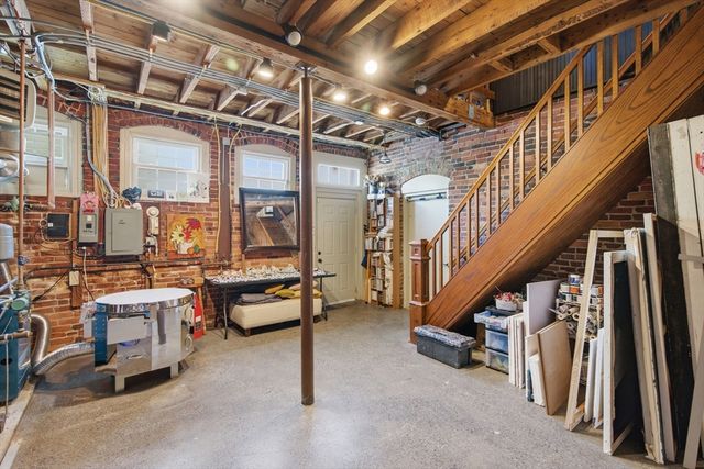 55 Perkins St, Salem, MA 01970