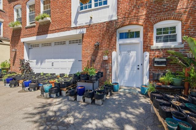 55 Perkins St, Salem, MA 01970