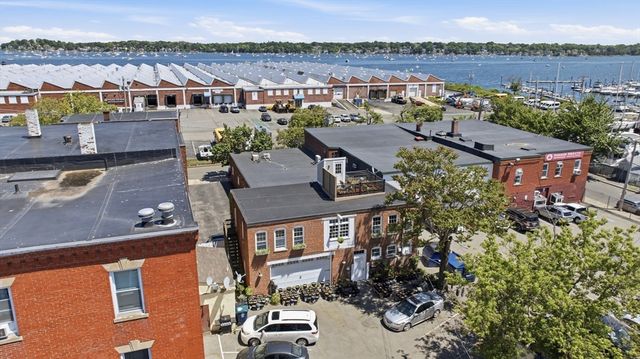 55 Perkins St, Salem, MA 01970