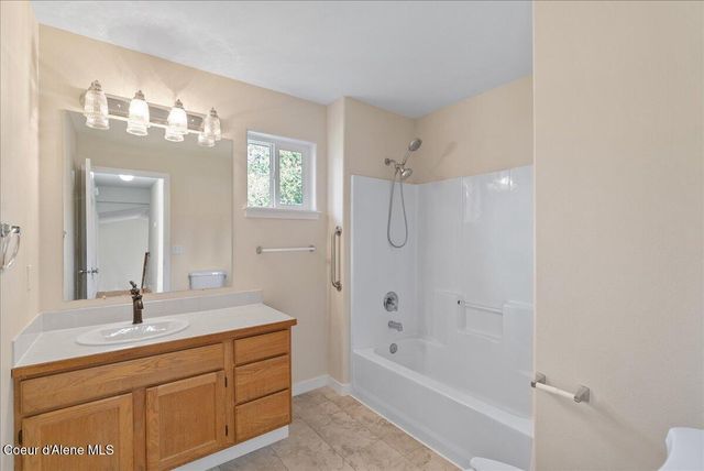 1145 E Oak CT, Coeur D'alene, ID 83815