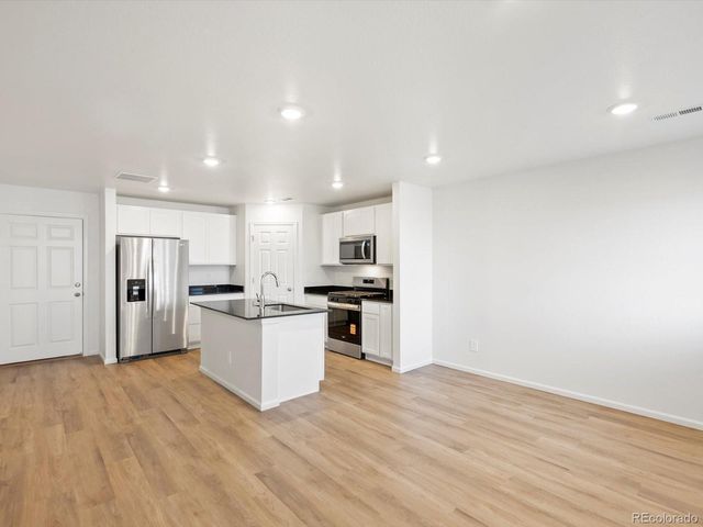 21239 E 65th Drive, Aurora, CO 80019