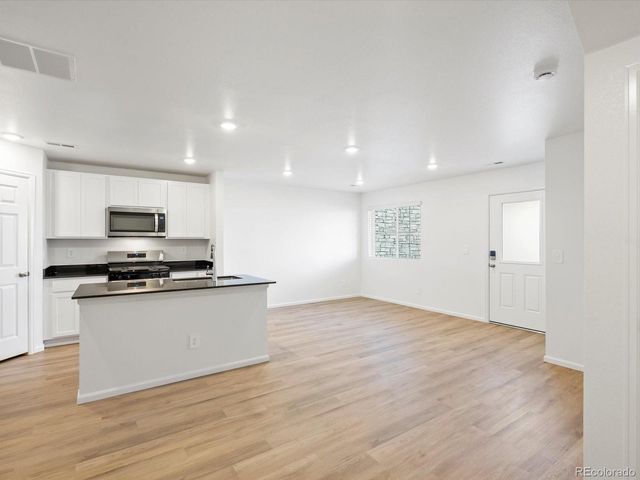 21239 E 65th Drive, Aurora, CO 80019