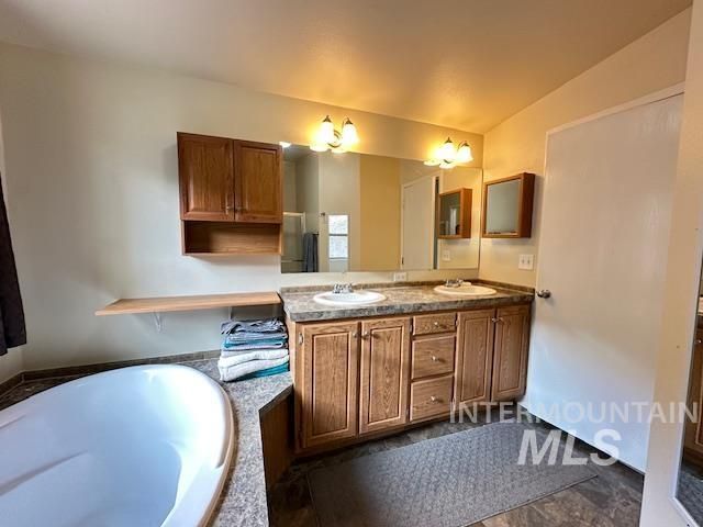 1647 Hwy 3, Kendrick, ID 83537