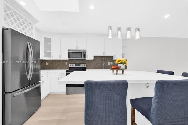 10048 SW 222nd St 0, Cutler Bay, FL 33190