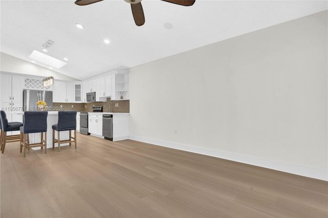 10048 SW 222nd St 0, Cutler Bay, FL 33190