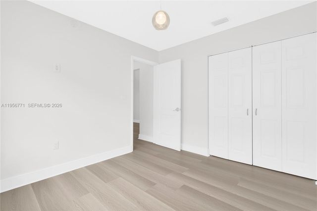 10048 SW 222nd St 0, Cutler Bay, FL 33190