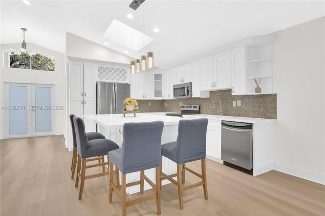 10048 SW 222nd St 0, Cutler Bay, FL 33190