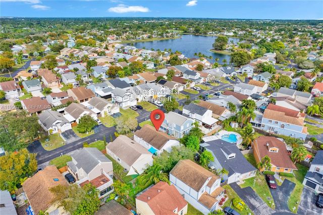 10048 SW 222nd St 0, Cutler Bay, FL 33190