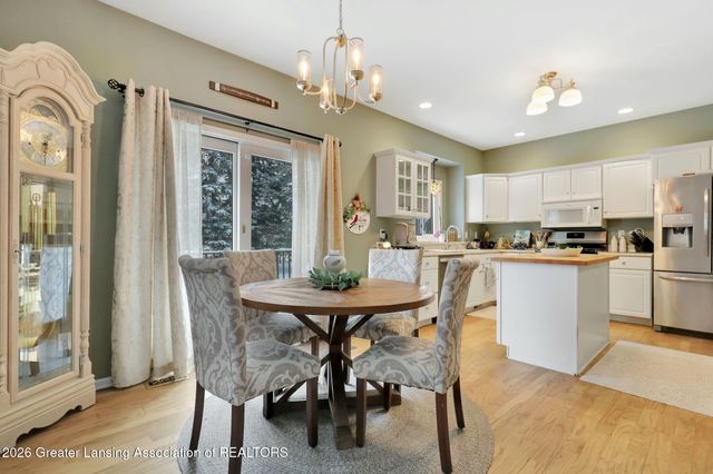 2678 Valdez Drive, Lansing, MI 48911