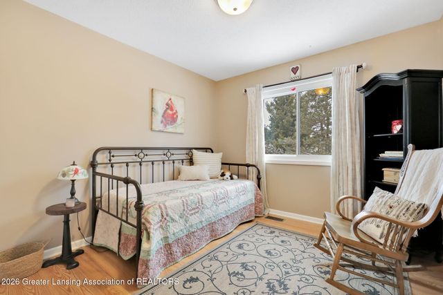 2678 Valdez Drive, Lansing, MI 48911