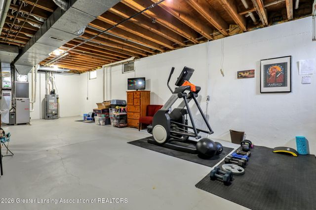 2678 Valdez Drive, Lansing, MI 48911