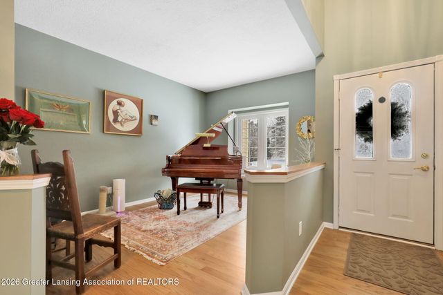 2678 Valdez Drive, Lansing, MI 48911