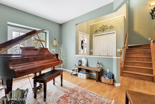 2678 Valdez Drive, Lansing, MI 48911