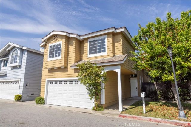 9155 Noble, North Hills, CA 91343