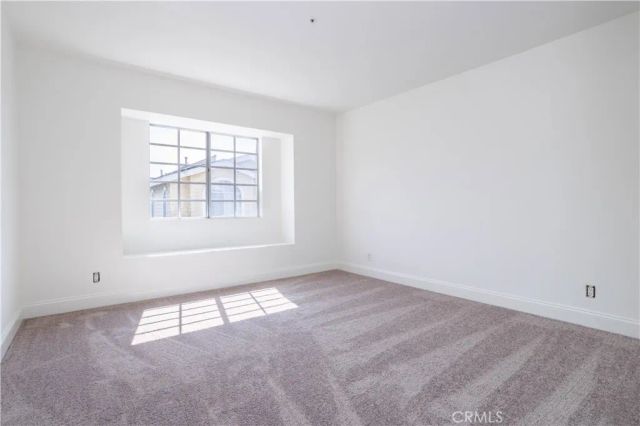 9155 Noble, North Hills, CA 91343