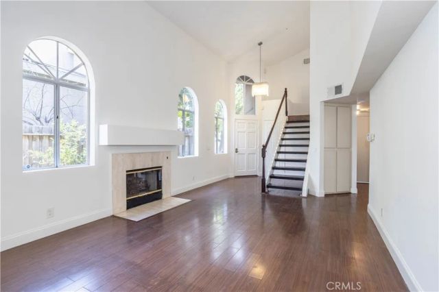 9155 Noble, North Hills, CA 91343