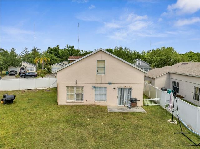 5118 LUNA NEGRA DRIVE, Orlando, FL 32811