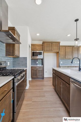 10959 N 173 Street, Bennington, NE 68007