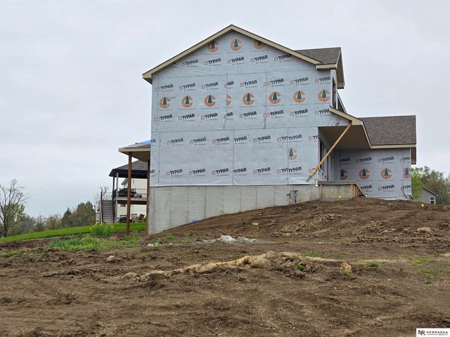 10959 N 173 Street, Bennington, NE 68007