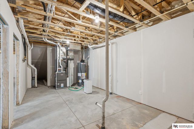 10959 N 173 Street, Bennington, NE 68007