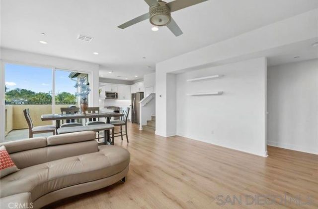 4382 Pacifica Way 1, Oceanside, CA 92056