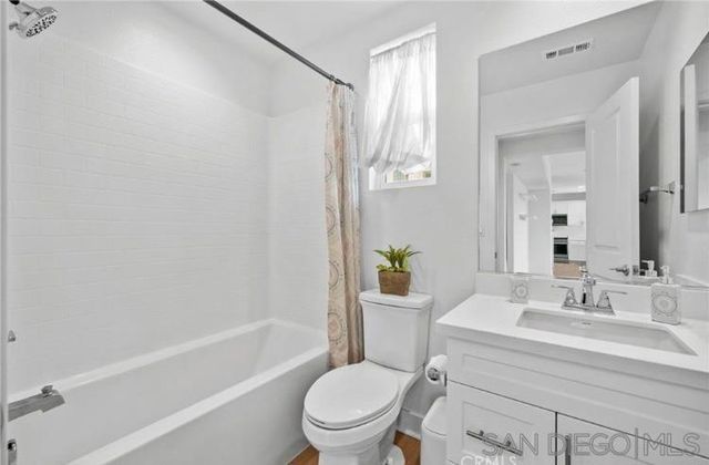 4382 Pacifica Way 1, Oceanside, CA 92056