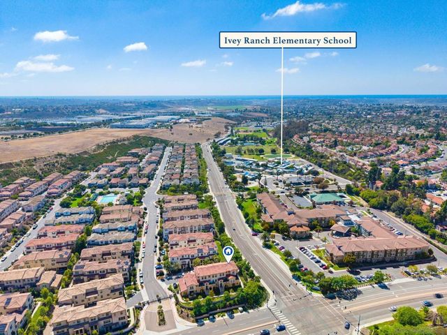 4382 Pacifica Way 1, Oceanside, CA 92056