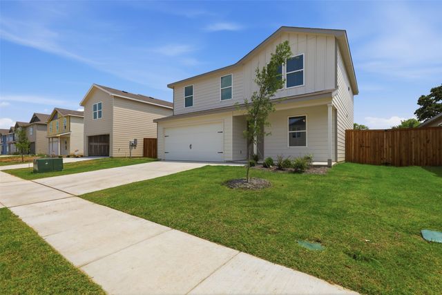 832 Eagles Nest Drive, Cleburne, TX 76031