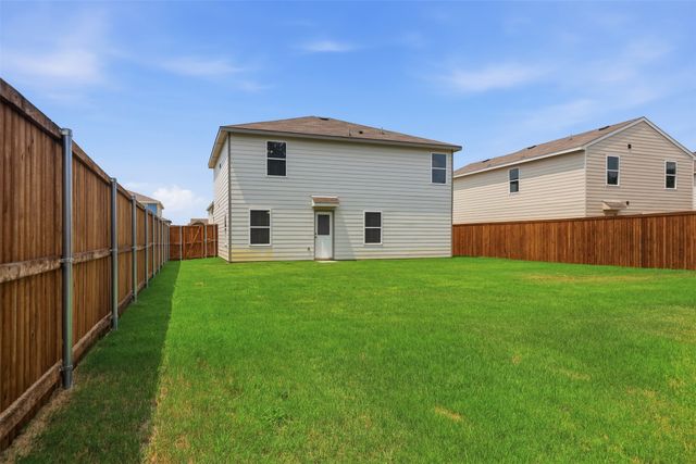 832 Eagles Nest Drive, Cleburne, TX 76031