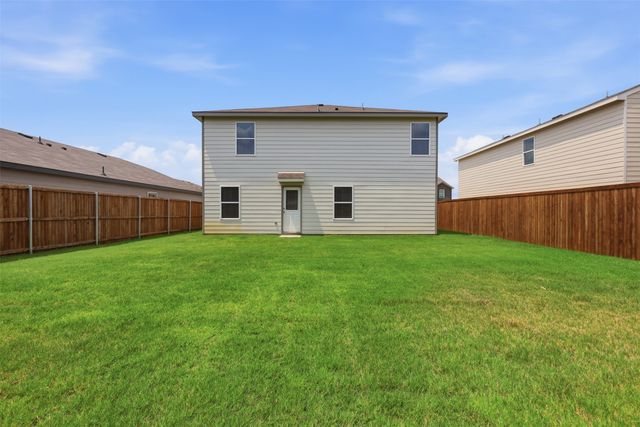 832 Eagles Nest Drive, Cleburne, TX 76031