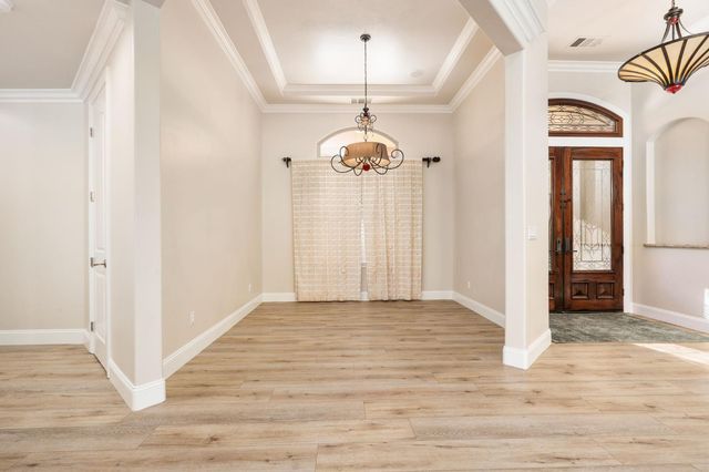 463 High Sierra Drive, Exeter, CA 93221