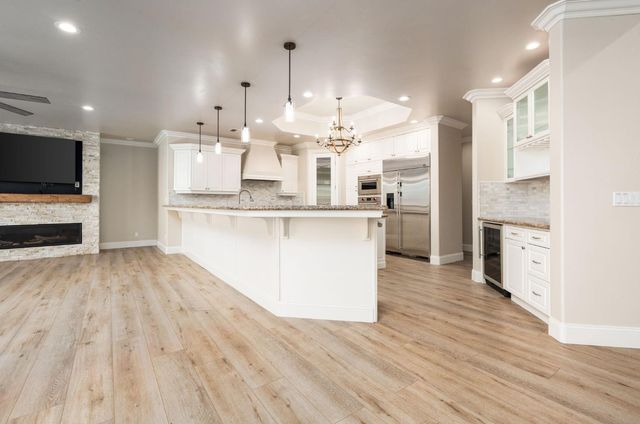 463 High Sierra Drive, Exeter, CA 93221