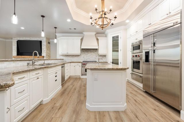 463 High Sierra Drive, Exeter, CA 93221