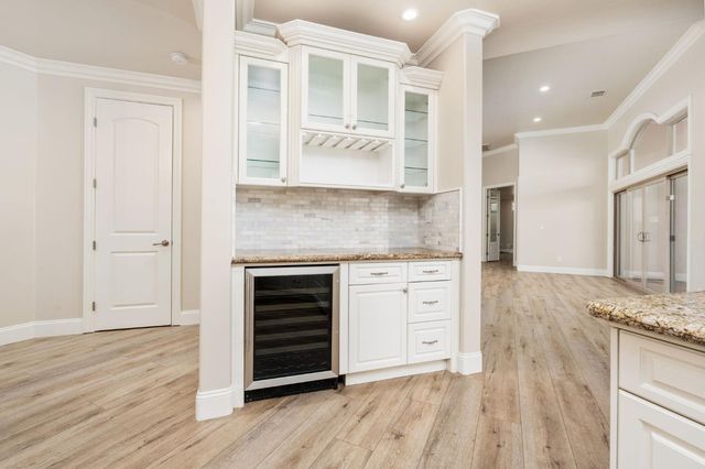 463 High Sierra Drive, Exeter, CA 93221