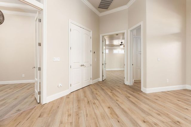 463 High Sierra Drive, Exeter, CA 93221