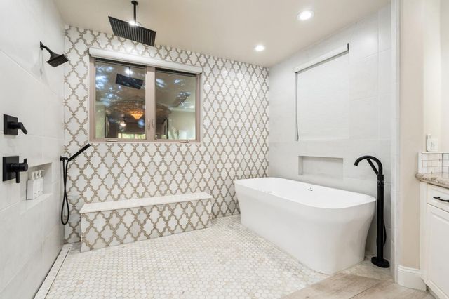 463 High Sierra Drive, Exeter, CA 93221