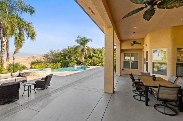 463 High Sierra Drive, Exeter, CA 93221