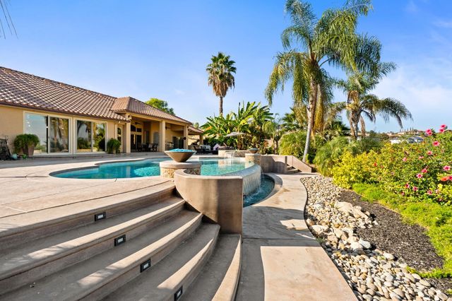 463 High Sierra Drive, Exeter, CA 93221