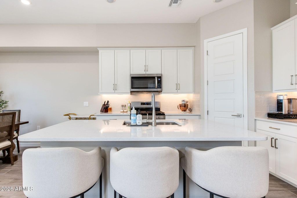 5010 E ANDERSON Drive, Scottsdale, AZ 85254 — photo 4